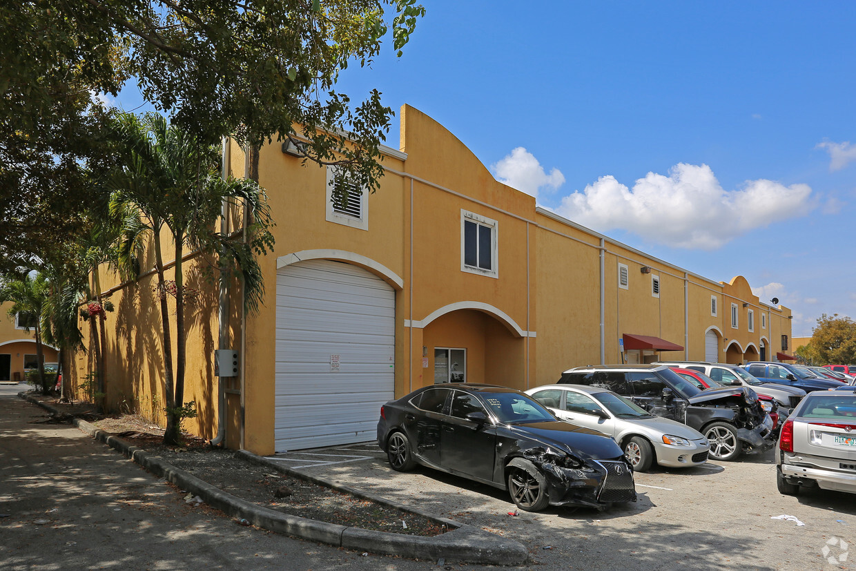 13921 SW 143 CT #2